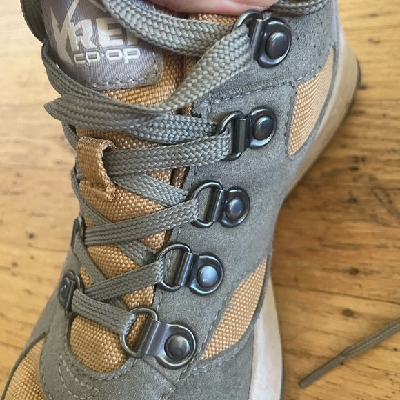 REI Co-op Trailmade waterproof Hiking Boots - Picture 4 of 11